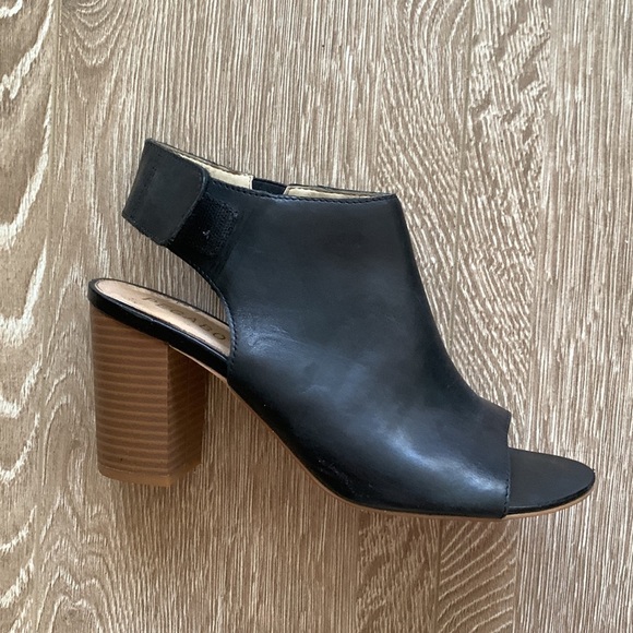 Pegabo  Genuine Leather Mules - Picture 3 of 5